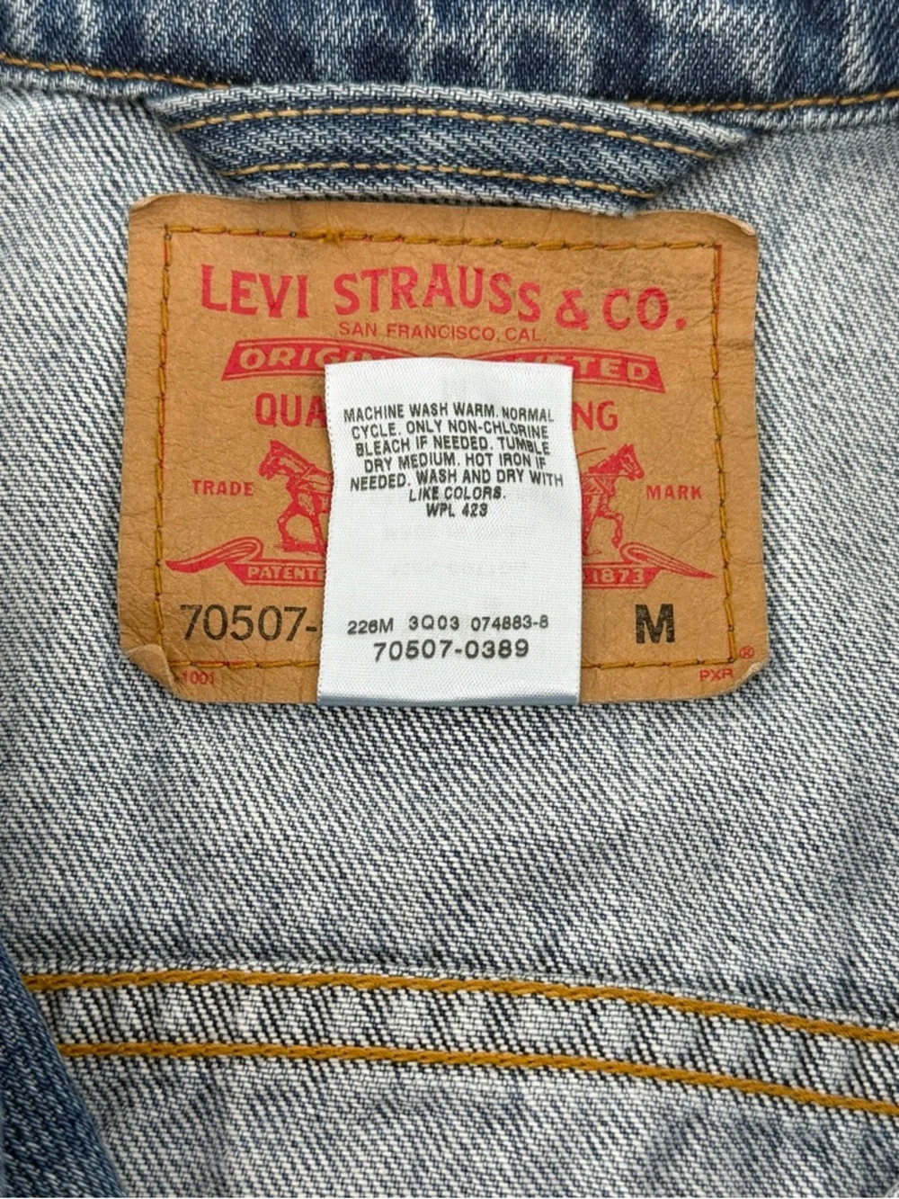 VTG 90s Levi's 70507 Relaxed Trucker Jacket Embroidered Eagle
